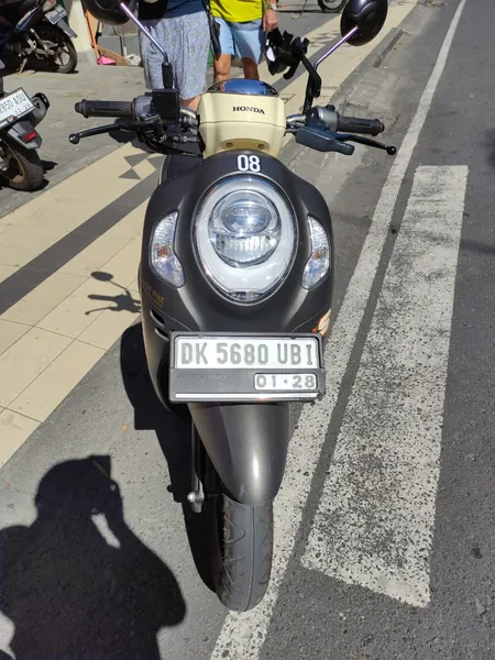RENTAL SCOOTER 125CC 1